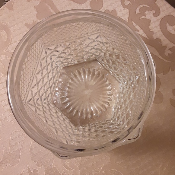 Clear Glass Cookie/Decorative Jar with Lid - Picture 4 of 8